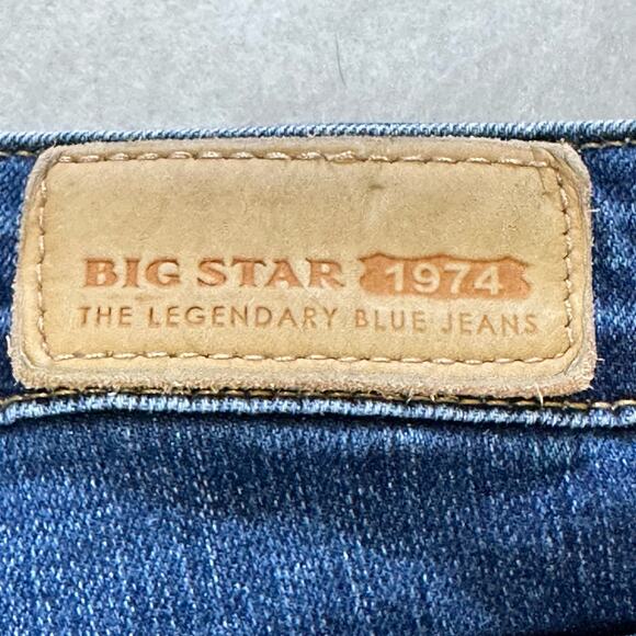 Big Star Low Rise Cut Off Denim Shorts Size 26 - Picture 5 of 8